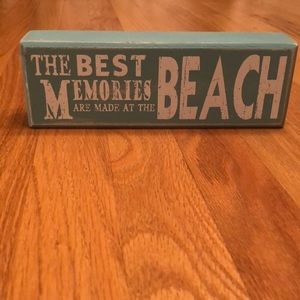 Beach shelving decor